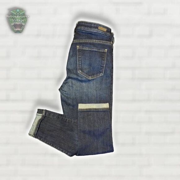 Kut From the Cloth - Picture 4 of 6